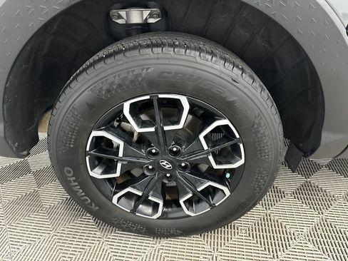 Certified 2024 Hyundai Santa Cruz SEL w/ Activity Package FWD image 18