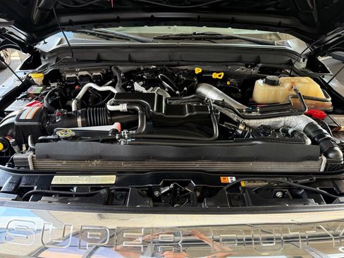 Used 2016 Ford F350 Lariat w/ Lariat Ultimate Package AWD/4WD image 38