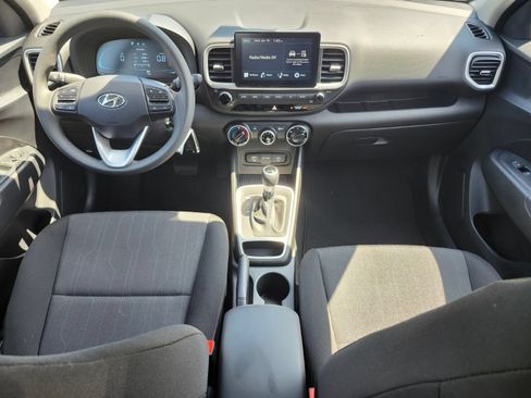 New 2026 Hyundai Venue SE FWD image 12