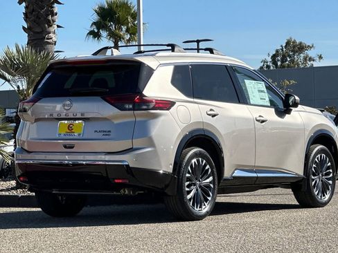 New 2026 Nissan Rogue Platinum w/ Platinum Premium Package image 5