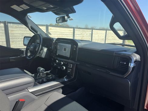 Used 2023 Ford F150 XLT w/ Equipment Group 302A High image 18