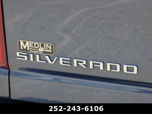 Used 2025 Chevrolet Silverado 2500 LT AWD/4WD image 41
