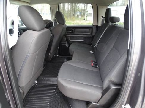 Used 2020 RAM 1500 4x4 Crew Cab w/ Night Edition w/ Wheel & Sound Group image 29