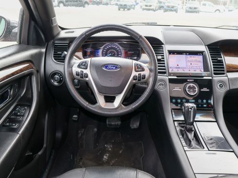 Used 2019 Ford Taurus Limited image 15