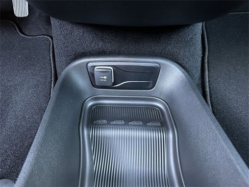 New 2026 Chrysler Pacifica Select image 19