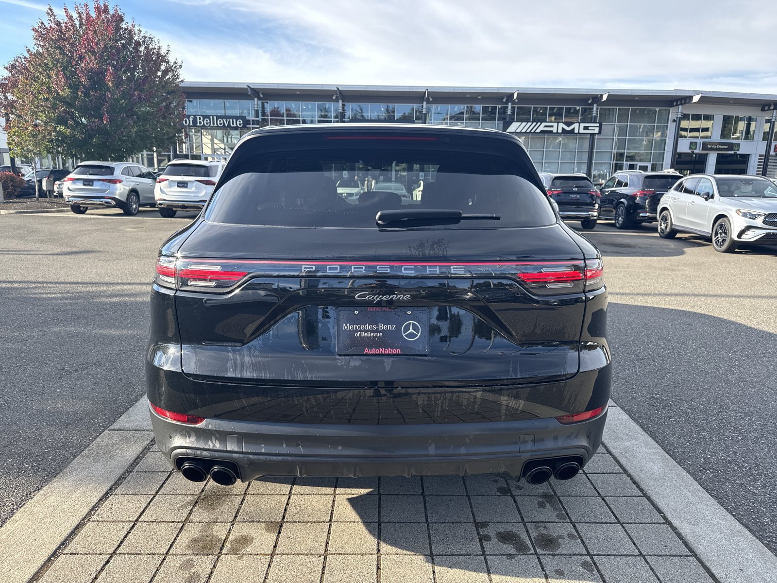 Used 2023 Porsche Cayenne Platinum Edition AWD/4WD image 6