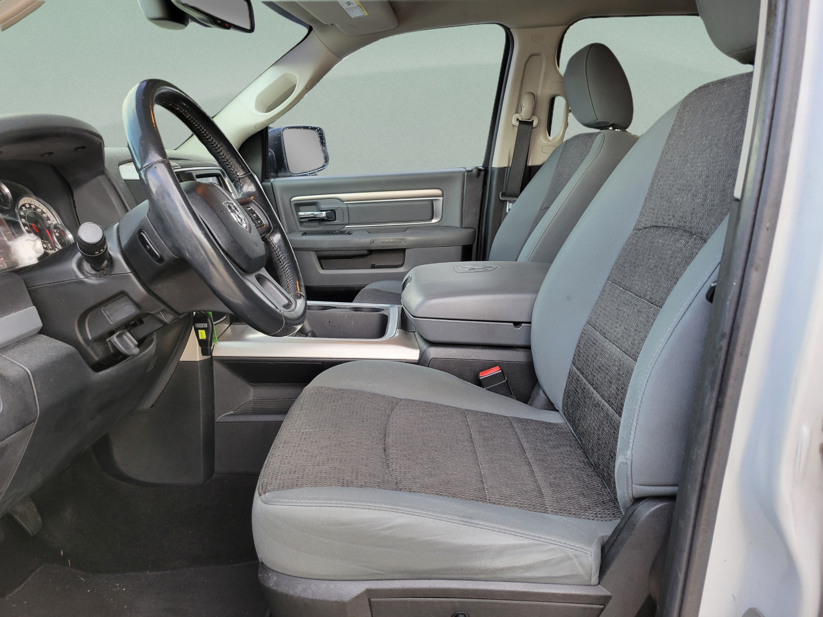 Used 2016 RAM 1500 Big Horn RWD image 15