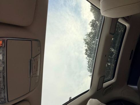 Used 2016 Mercedes-Benz S 550 4MATIC Sedan image 27
