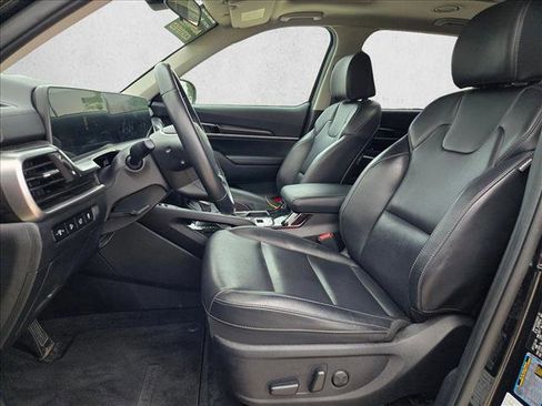 Used 2025 Kia Telluride S AWD/4WD image 15