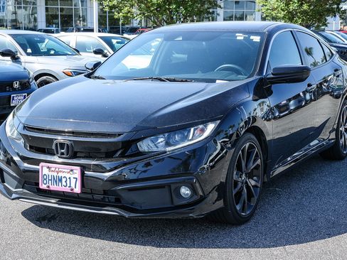 Used 2019 Honda Civic Sport image 3