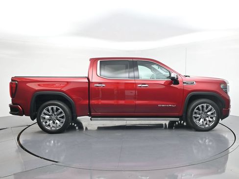 Used 2023 GMC Sierra 1500 Denali w/ Denali Reserve Package AWD/4WD image 6