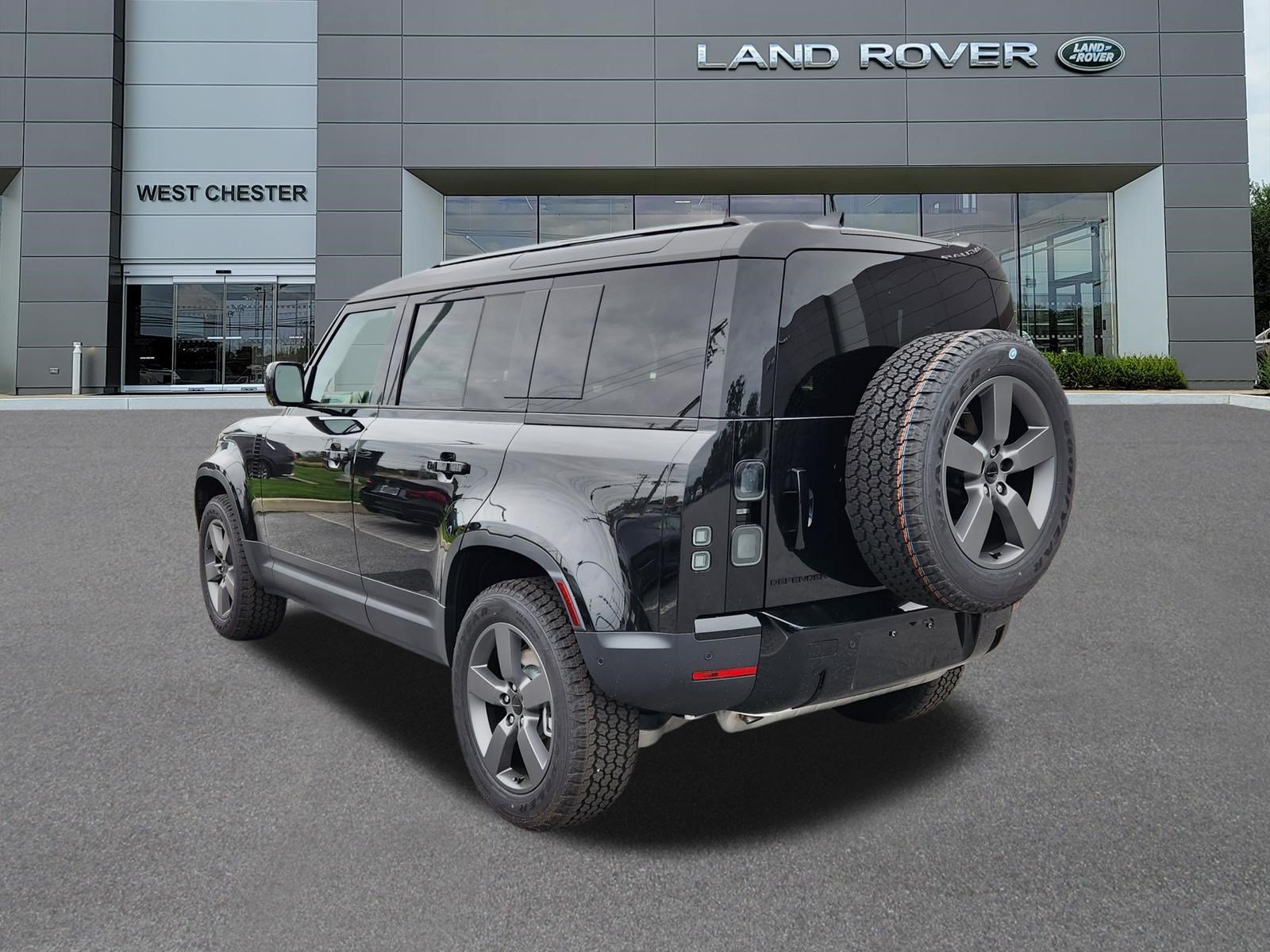 New 2026 Land Rover Defender 110 S AWD/4WD image 3