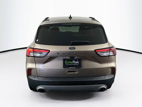 Used 2021 Ford Escape SEL w/ Technology Package FWD image 7