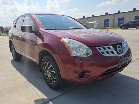 Used 2011 Nissan Rogue S image 4