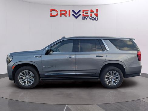 Used 2022 GMC Yukon Denali image 2