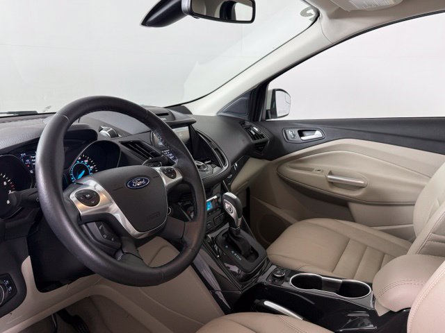 Used 2015 Ford Escape Titanium FWD image 4