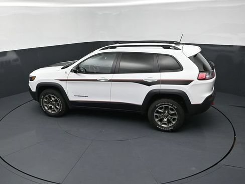 Used 2022 Jeep Cherokee Trailhawk AWD/4WD image 15