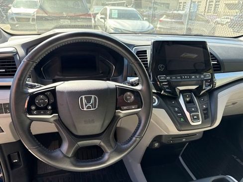 Used 2020 Honda Odyssey Touring image 6