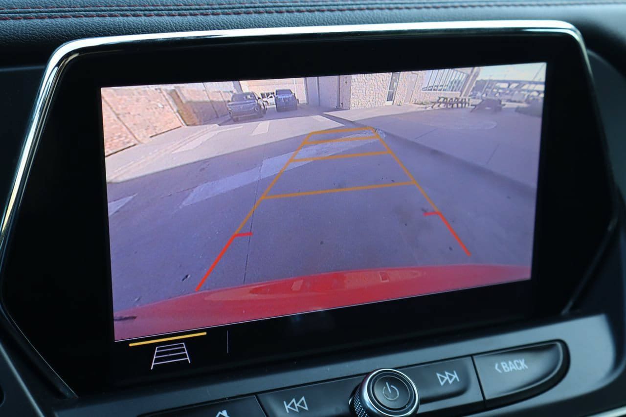 Used 2019 Chevrolet Blazer RS w/ Sun and Wheels Package FWD image 8