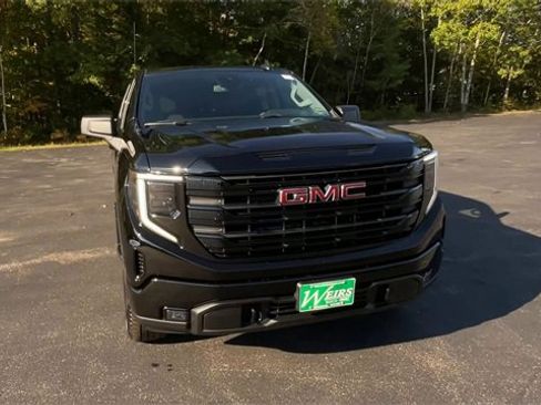New 2026 GMC Sierra 1500 Elevation w/ LPO, Elevation Black Package image 3