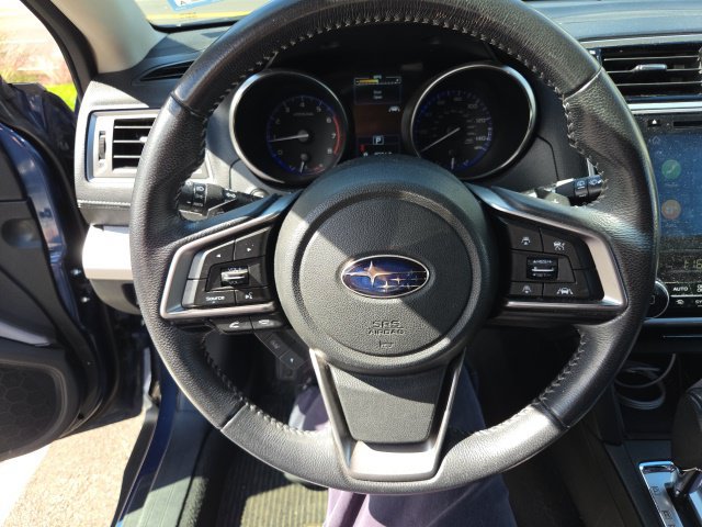 Used 2019 Subaru Outback 2.5i Premium AWD/4WD image 2