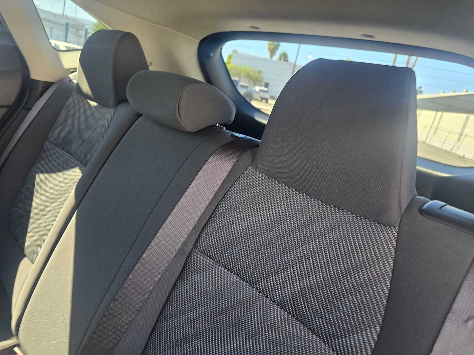 Used 2024 Kia Seltos LX AWD/4WD image 17