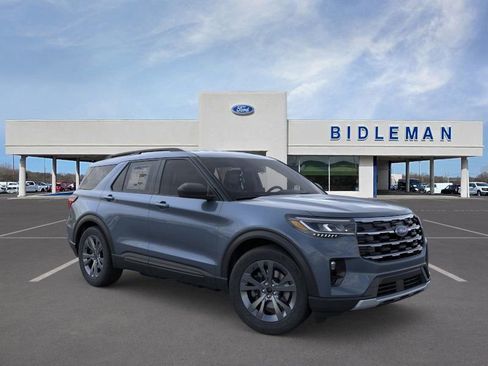 New 2026 Ford Explorer Active w/ Active Comfort Package image 8
