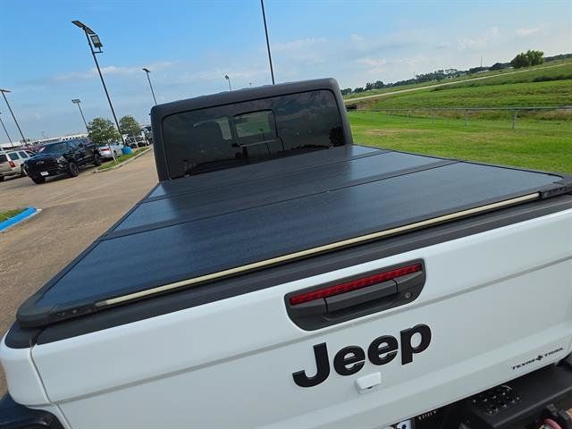 Used 2021 Jeep Gladiator Sport AWD/4WD image 12