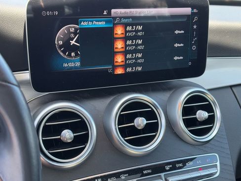 Used 2021 Mercedes-Benz C 300 Sedan image 22