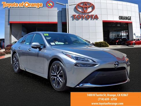 Used 2026 Toyota Mirai RWD image 1