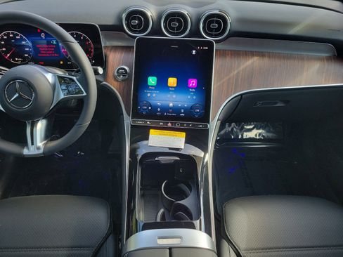 Certified 2026 Mercedes-Benz GLC 300 image 15
