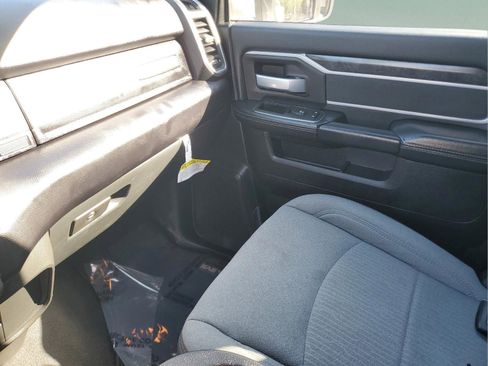 Used 2024 RAM 3500 Big Horn image 22