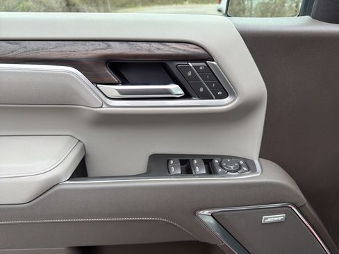 New 2026 GMC Sierra 1500 SLT w/ SLT Premium Plus Package image 19