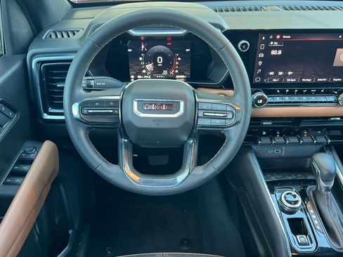 Certified 2023 GMC Canyon AT4 image 14