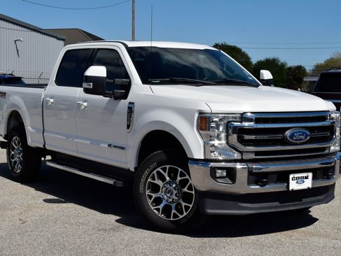 Used 2021 Ford F250 Lariat w/ Lariat Ultimate Package image 3