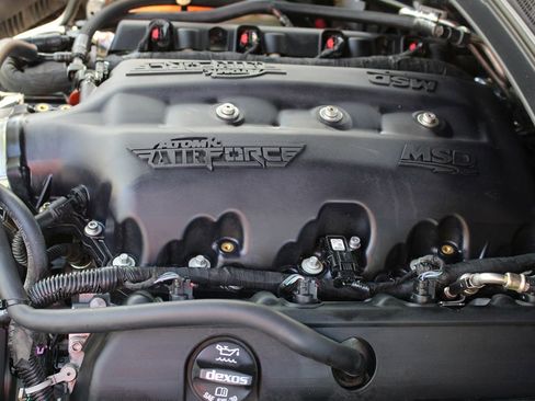 Used 2017 Chevrolet Camaro SS image 58