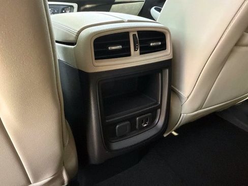 Used 2019 Buick Envision Preferred FWD image 16