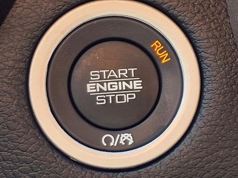 Used 2022 RAM 1500 Laramie image 19