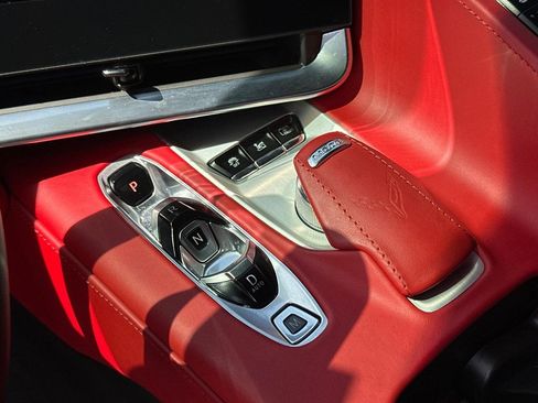 Used 2021 Chevrolet Corvette Stingray Premium Conv w/ Z51 Performance Package image 12