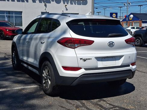 Used 2017 Hyundai Tucson SE Plus FWD image 3