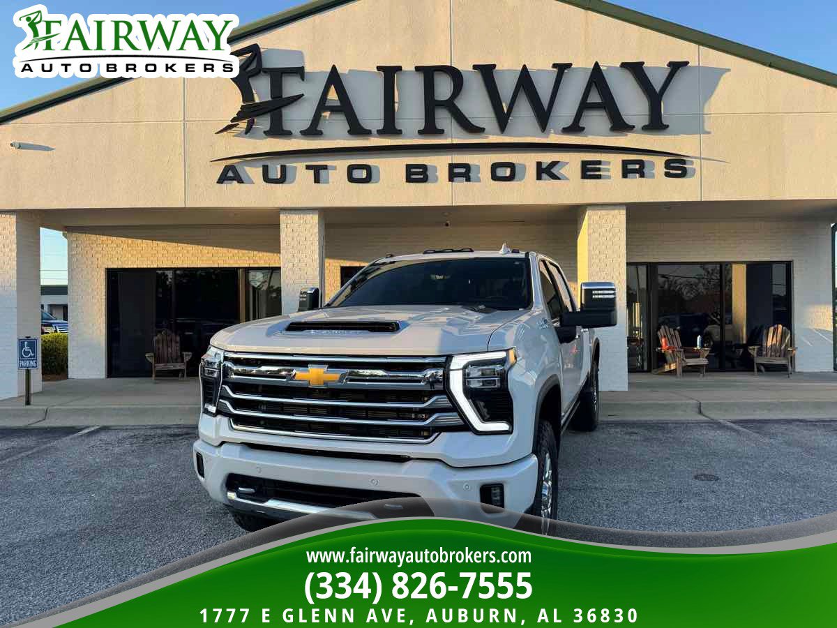 Used 2025 Chevrolet Silverado 2500 High Country w/ Technology Package AWD/4WD image 1
