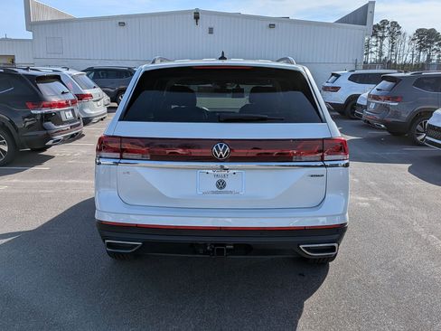 New 2026 Volkswagen Atlas SE image 4