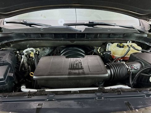 Used 2021 Chevrolet Tahoe High Country AWD/4WD image 33