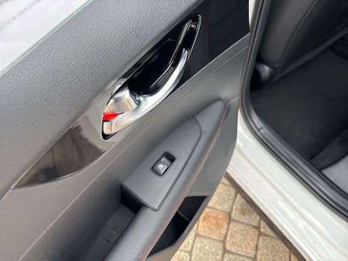 Used 2023 Kia Forte GT w/ GT2 Package image 26