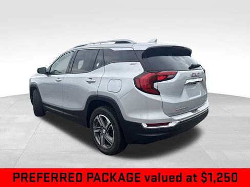 Certified 2020 GMC Terrain SLT w/ Preferred Package AWD/4WD image 3