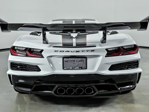 Used 2026 Chevrolet Corvette ZR1 w/ ZR1 Carbon Fiber Aero Package RWD image 9