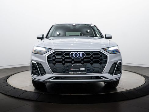Certified 2023 Audi Q5 2.0T Premium Plus w/ Premium Plus Package AWD/4WD image 24