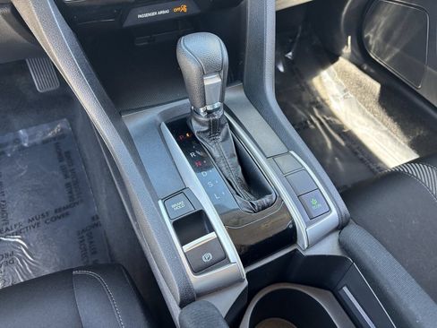 Certified 2018 Honda Civic EX image 24