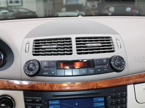 Used 2006 Mercedes-Benz E 500 4MATIC Wagon image 28