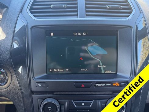 Used 2018 Ford Explorer XLT w/ Equipment Group 202A image 32